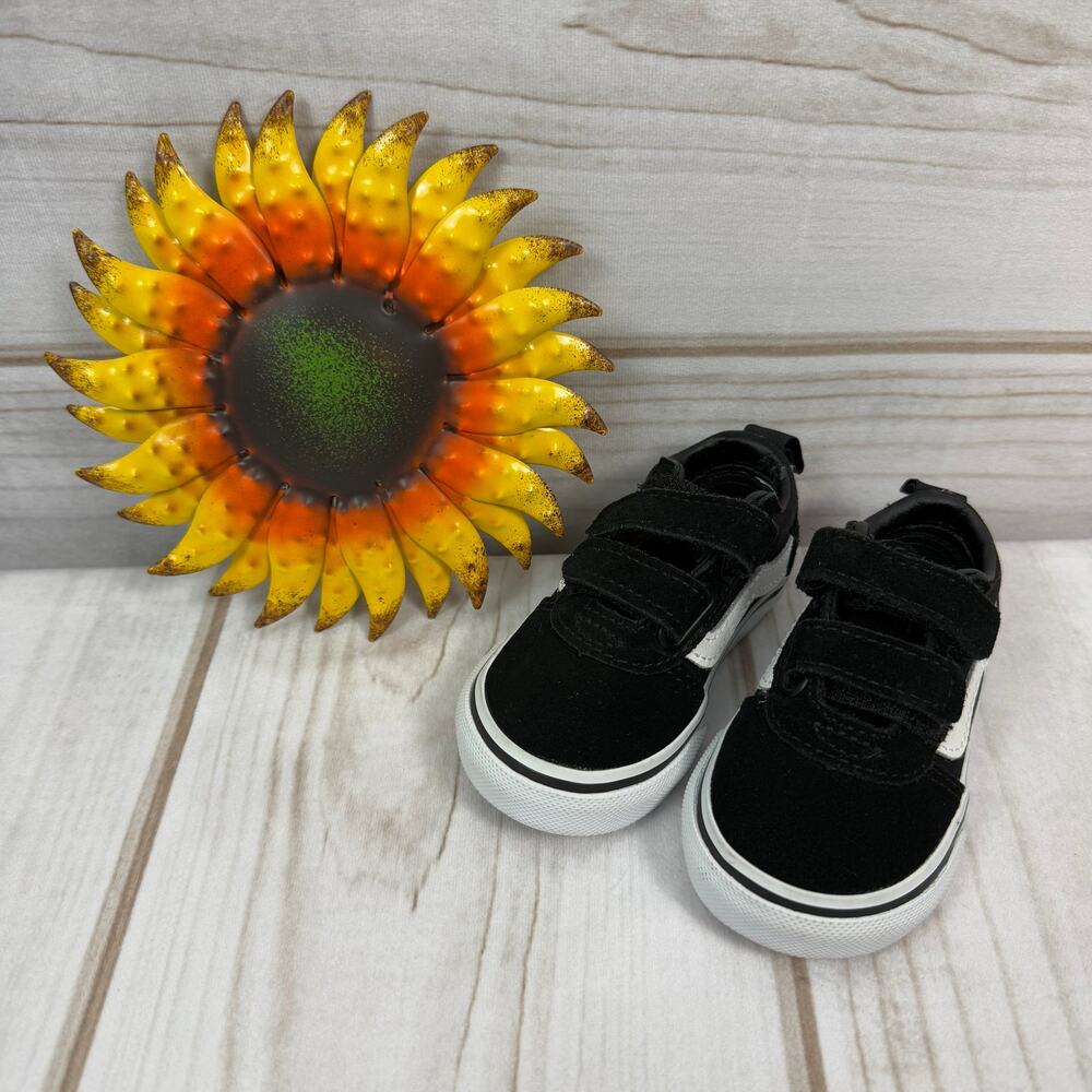 Vans Toddler Black Old Skool V Low Top Hook and Loop Sneakers 4C